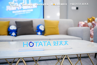 吴敏霞与张效诚甜蜜CP空降“撒糖”，引爆开运体育app官网（中国）官方网站,直播间